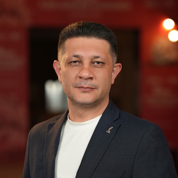 Yenal Karakoç